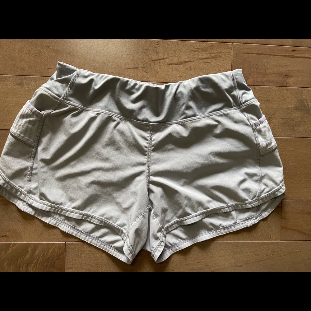 Gray ATHLETA shorts Size: Small super cute!
